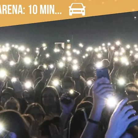 So Guest, Clou Dans Le Fer, Modern Near Cathedral Reims