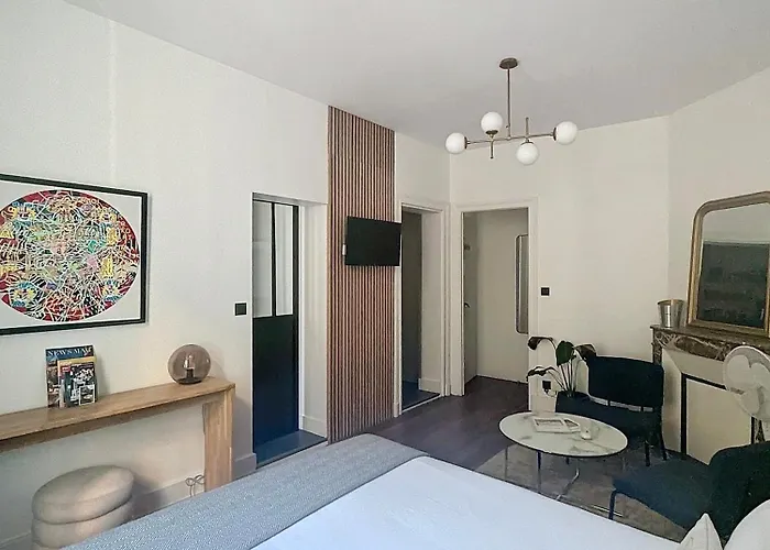 So Guest, Clou Dans Le Fer, Modern Near Cathedral Apartamento *